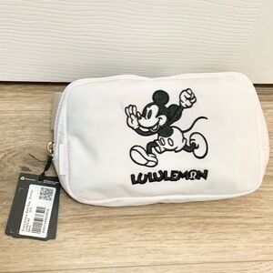 Lululemon Mickey Mouse Everywhere White Belt Bag Disney 1L NEW